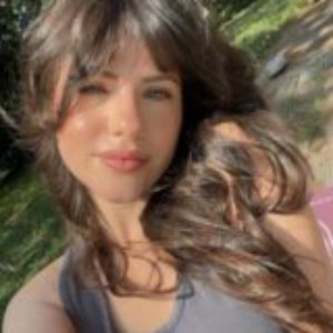 Profile photo of Elizabeth Andrade